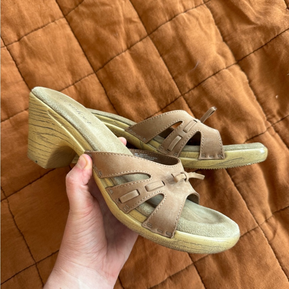 Comfy Suede Kitten Heels